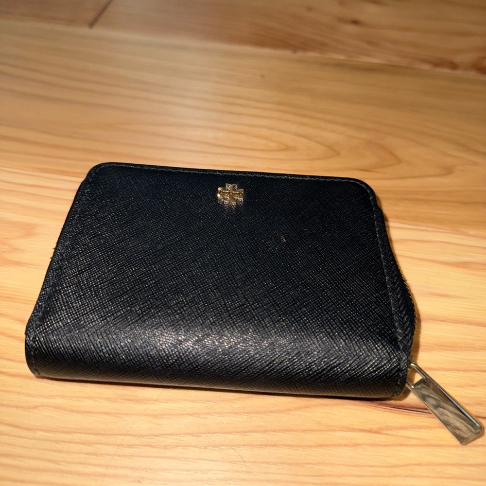 Black Tory Birch Leather Wallet - Picture 4 of 6